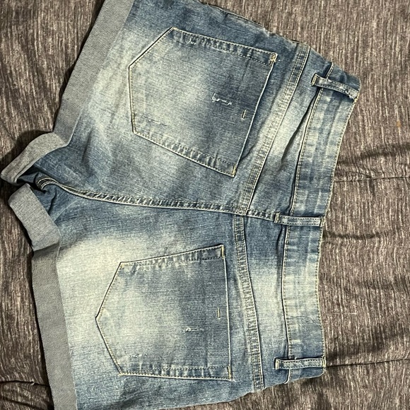 Short - Picture 2 of 2